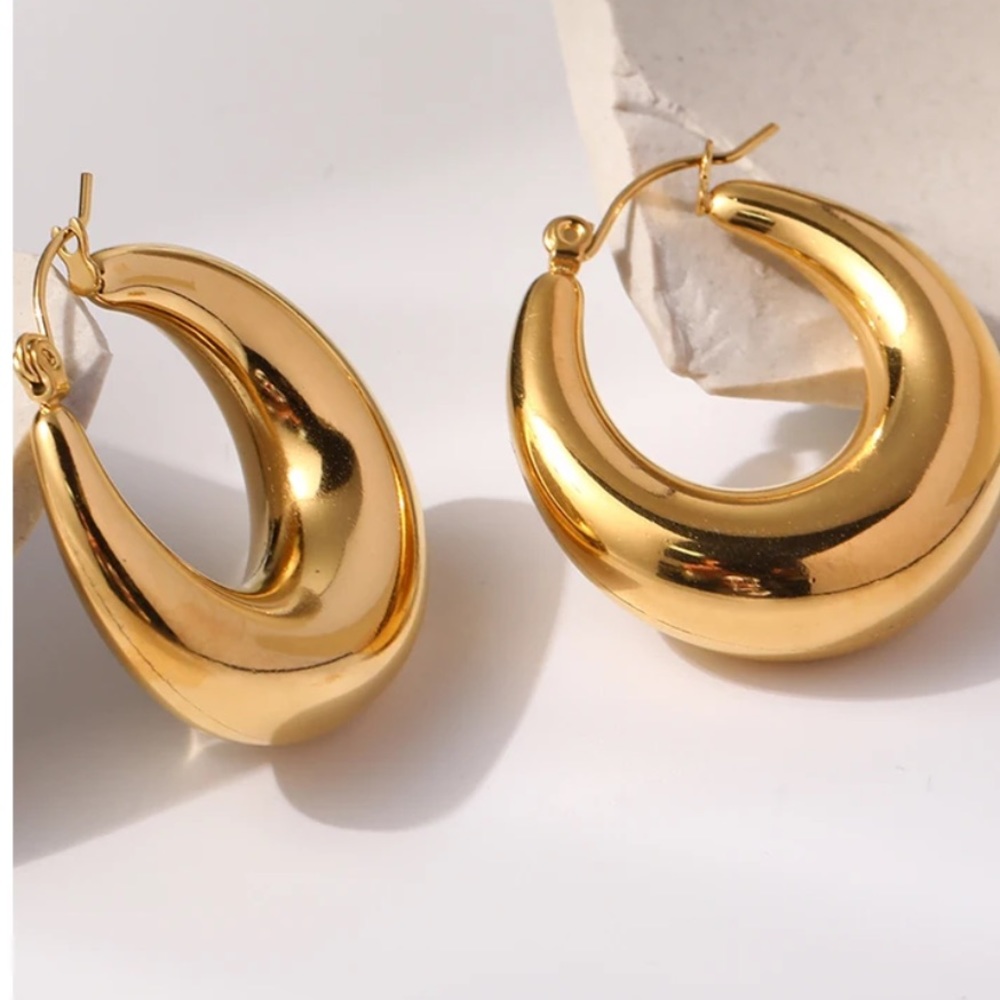 18K Gold Plated Smooth Stainless Steel Hoop Earrings